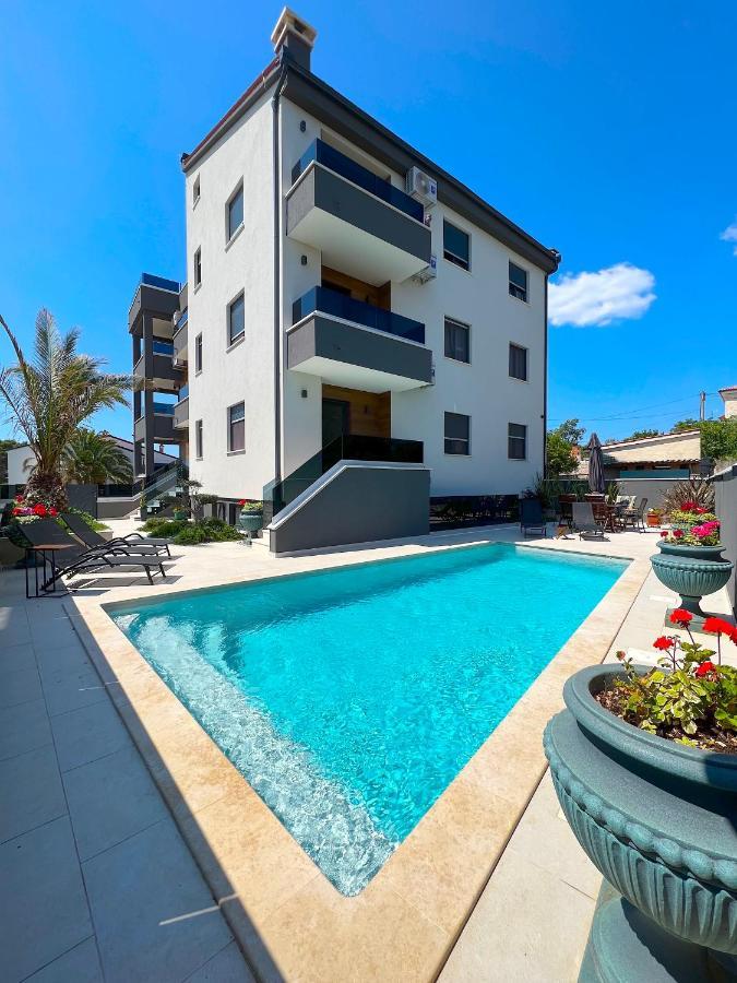 Apartments Sara II Ližnjan Εξωτερικό φωτογραφία