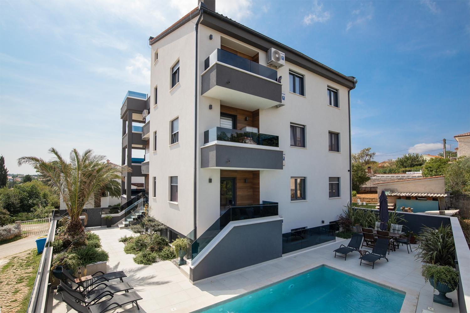 Apartments Sara II Ližnjan Εξωτερικό φωτογραφία